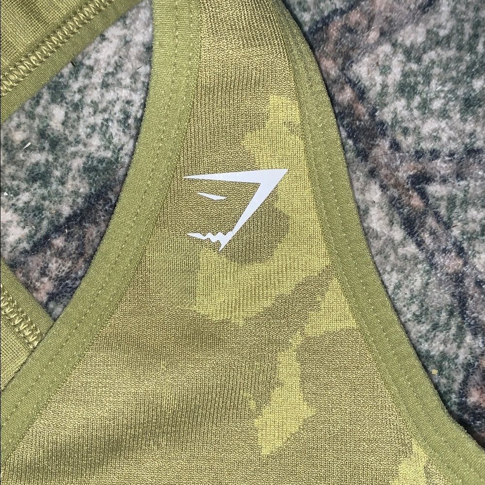 Gymshark Green Camo Sports Bra Size Small - Picture 5 of 5